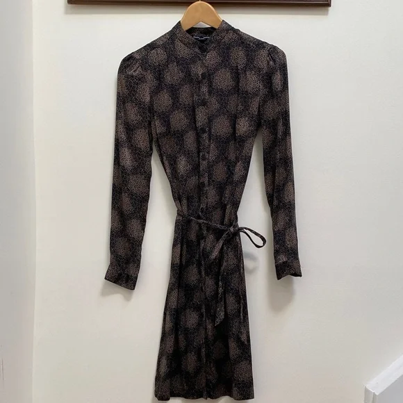 💯 Silk Club Monaco Belted Long Sleeve Midi Dress - Picture 1 of 9